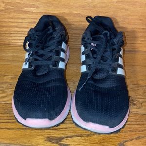 Adidas running shoes with cloudfoam